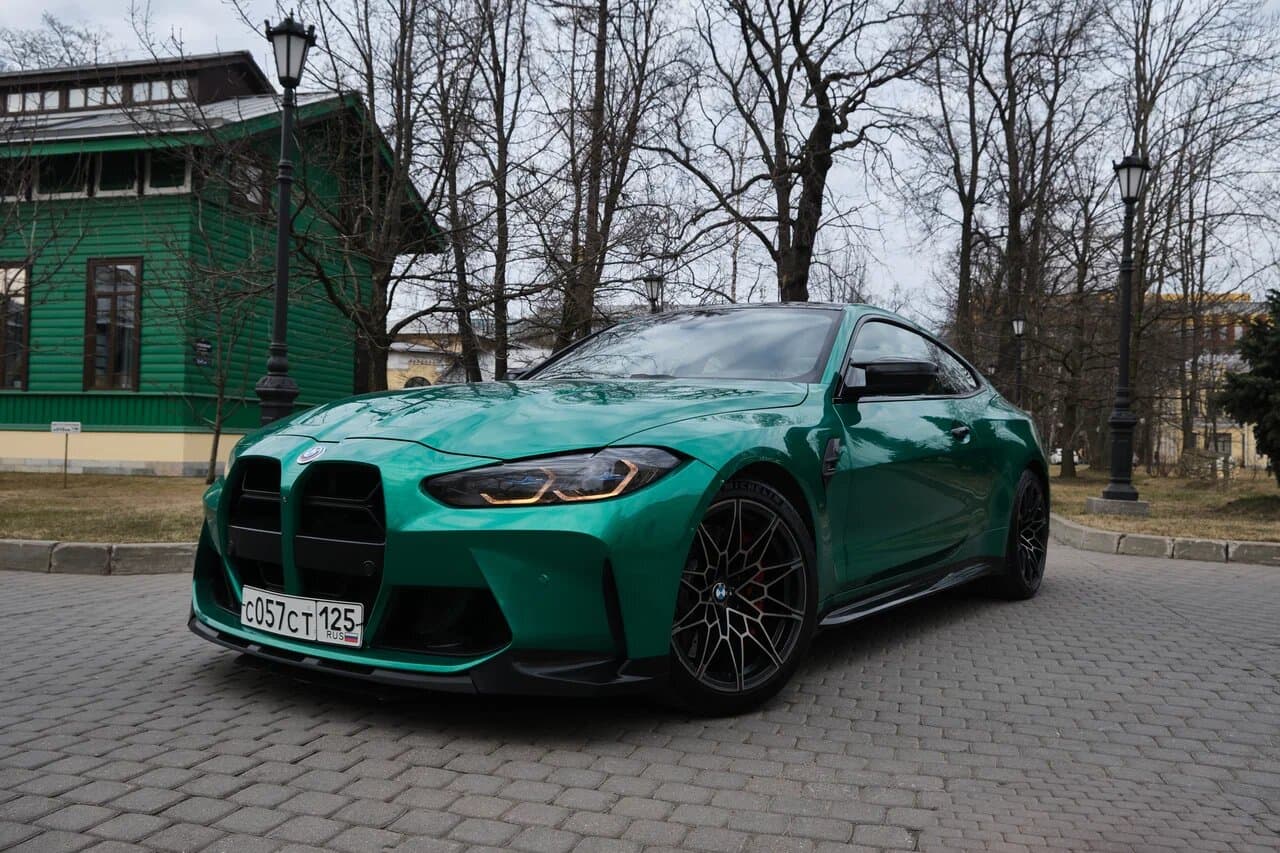 BMW M4 — фотография RPM Rent